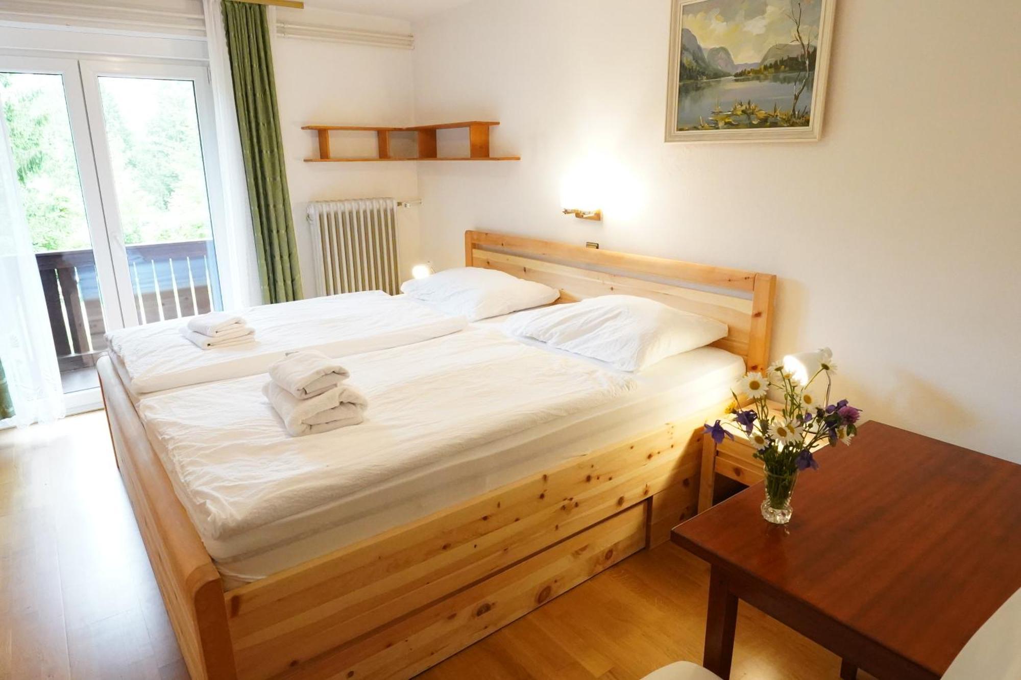 Sobe In Apartmaji Pri Ukcu Bohinj ภายนอก รูปภาพ